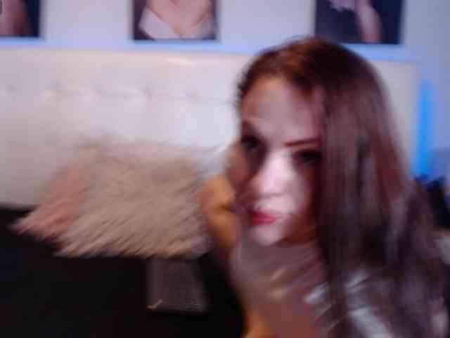 lorenajoness webcam