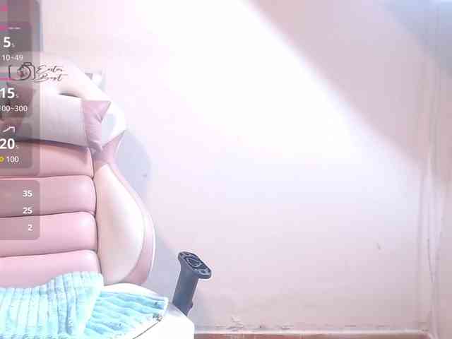 lorenajoness webcam