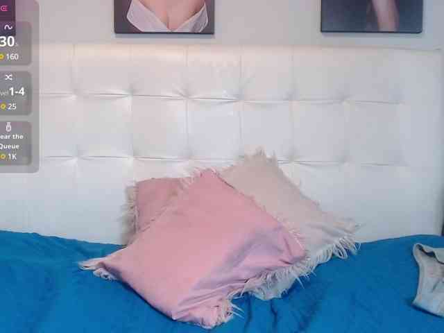 lorenajoness webcam
