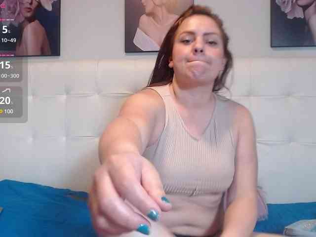 lorenajoness webcam