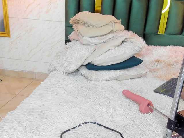 Dannaa-williamss on BongaCams 