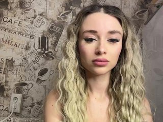 GoldenEmily Porn Show