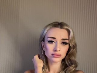 GoldenEmily Porn Show