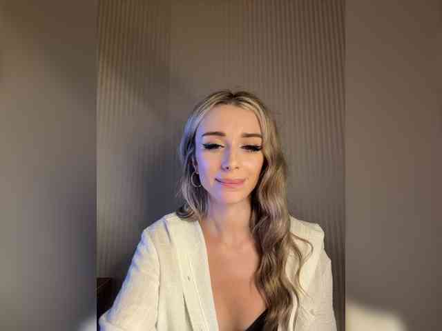 sex cam live GoldenEmily