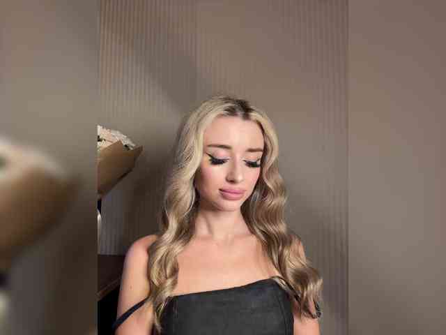private sex cam GoldenEmily