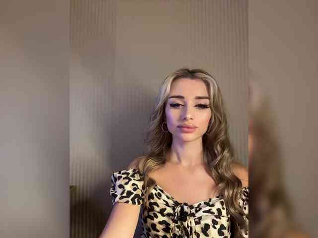 free live video chat GoldenEmily