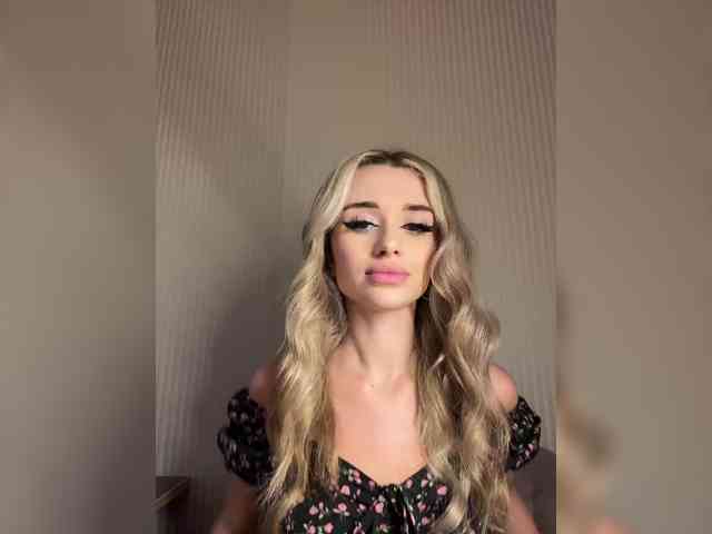 GoldenEmily