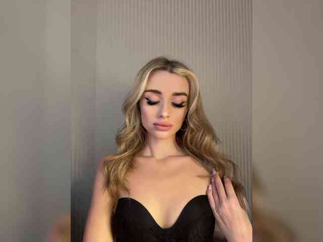 GoldenEmily