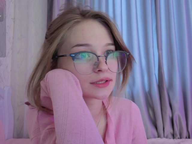 vialeta-baby from BongaCams is Freechat