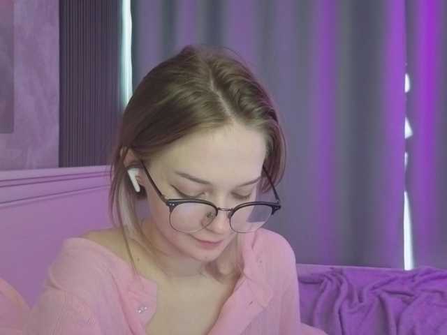 vialeta-baby from BongaCams is Freechat