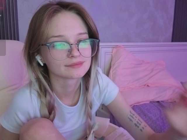 vialeta-baby from BongaCams is Freechat