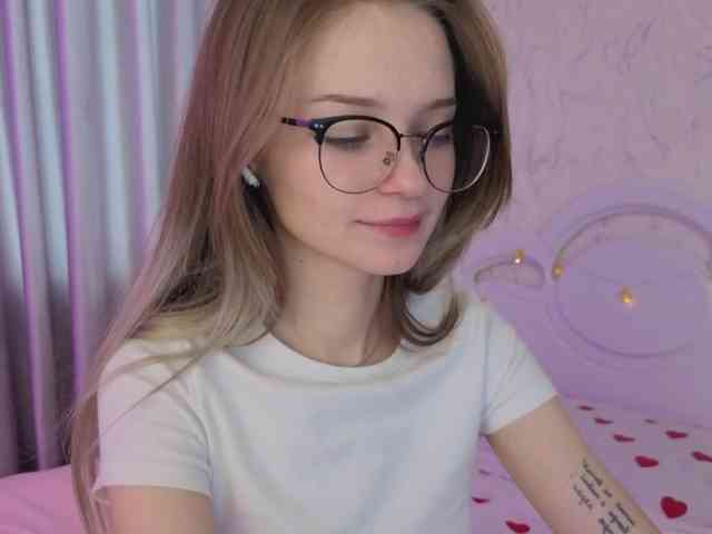 vialeta-baby Live Webcam on BongaCams