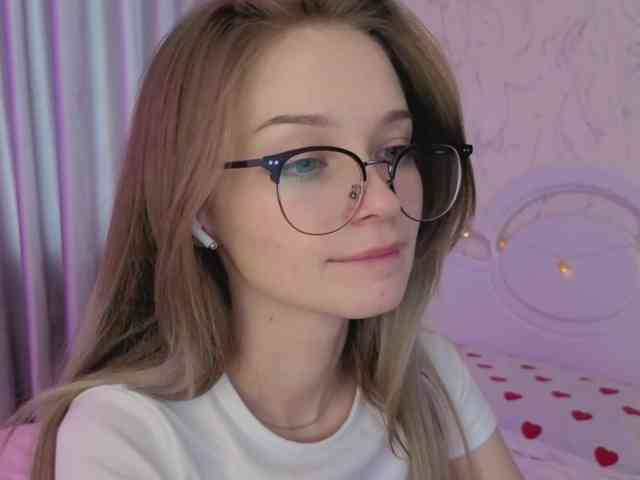 vialeta-baby Live Webcam on BongaCams