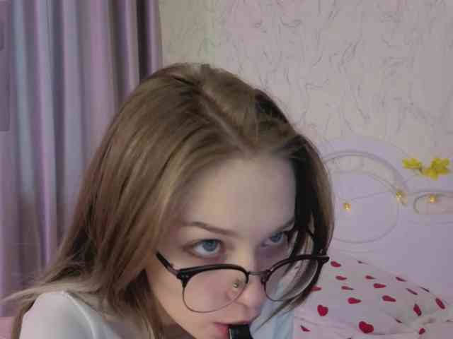 vialeta-baby Live Webcam on BongaCams