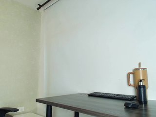 Victoria-Collins Porn Show