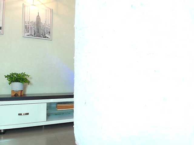  Victoria-Collins chat room