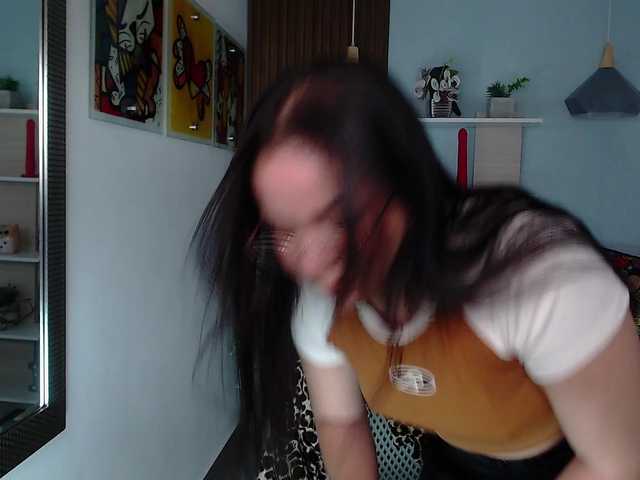 Victoria-Collins on BongaCams