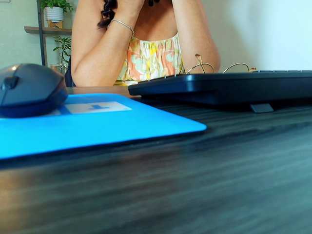 Victoria-Collins's BongaCams show and profile