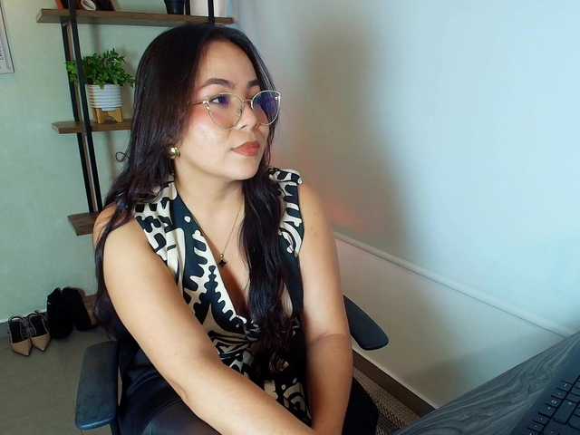 Victoria-Collins's BongaCams show and profile