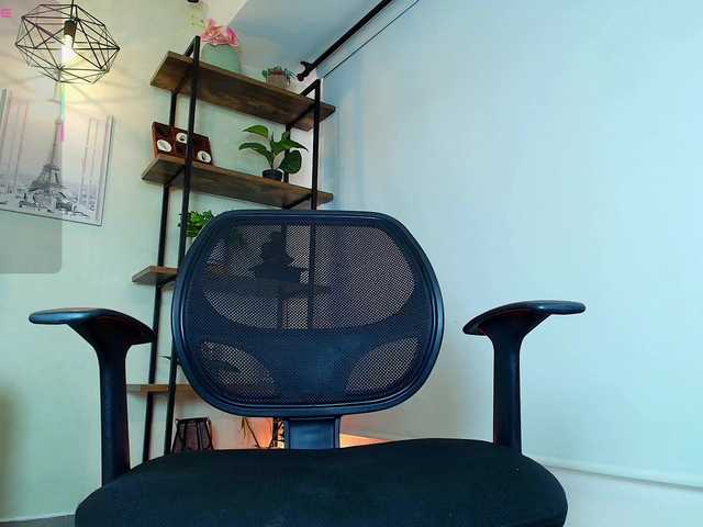 Victoria-Collins's BongaCams show and profile