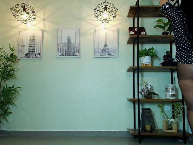 Victoria-Collins's BongaCams show and profile