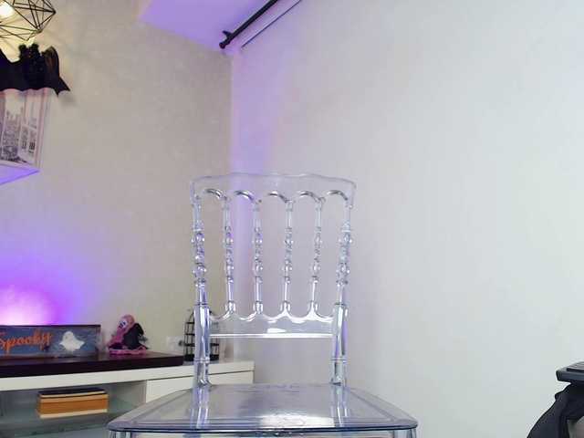 Sexy Victoria-Collins wants you to fuck her body now Victoria-Collins from BongaCams