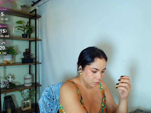 Victoria-Collins's BongaCams show and profile