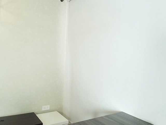 Sexy Victoria-Collins wants you to fuck her body now Victoria-Collins from BongaCams