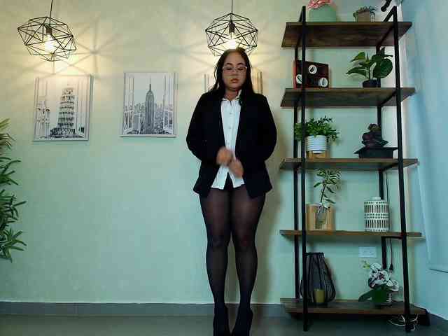 Victoria-Collins Victoria-Collins