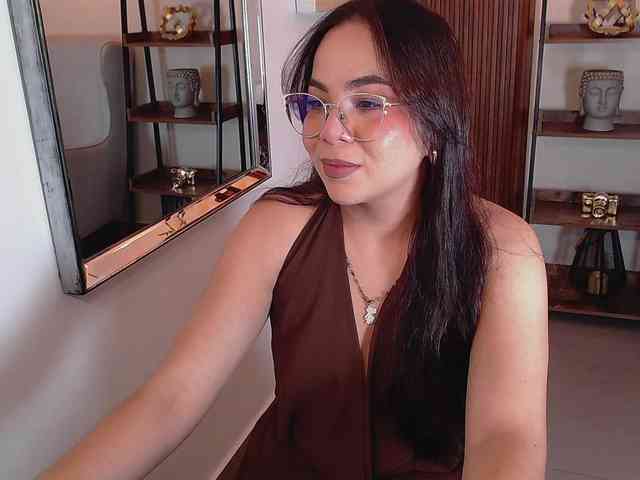 Victoria-Collins Victoria-Collins