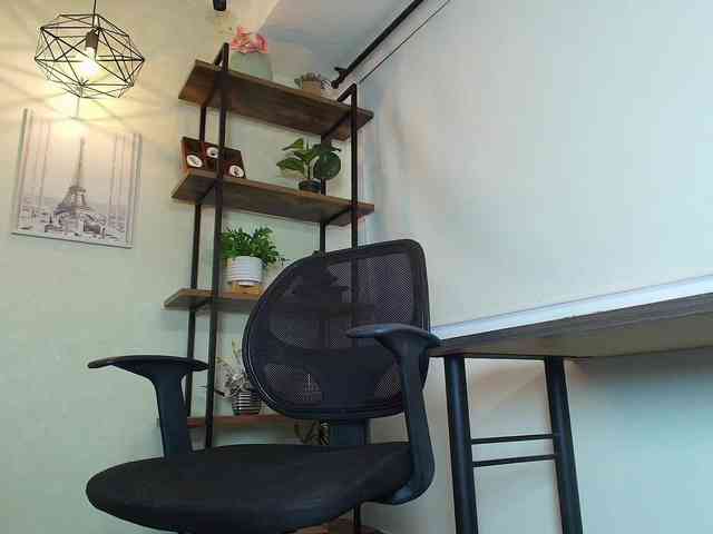 Victoria-Collins Victoria-Collins