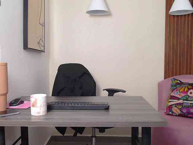 Victoria-Collins Victoria-Collins