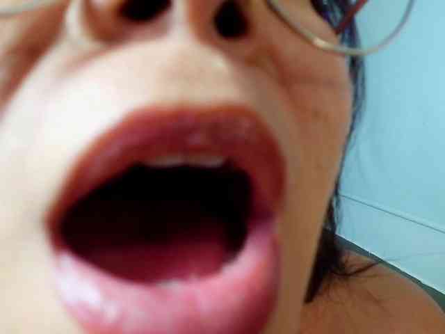 Victoria-Collins Live Webcam on BongaCams