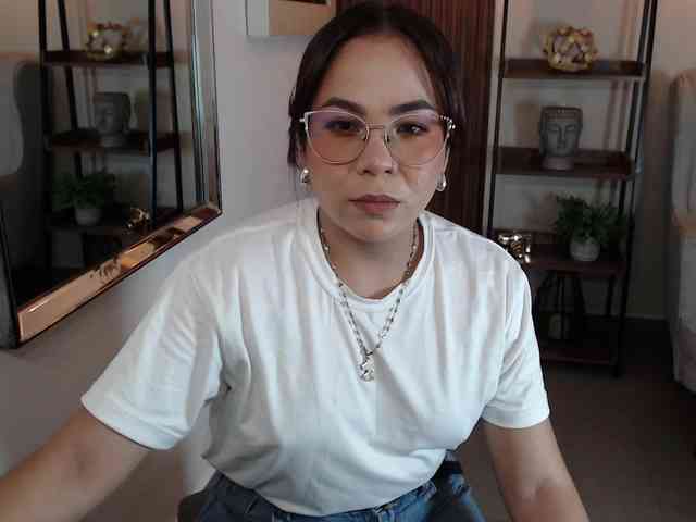 Victoria-Collins Victoria-Collins