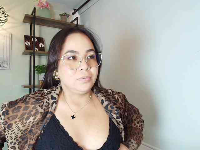 Victoria-Collins Victoria-Collins