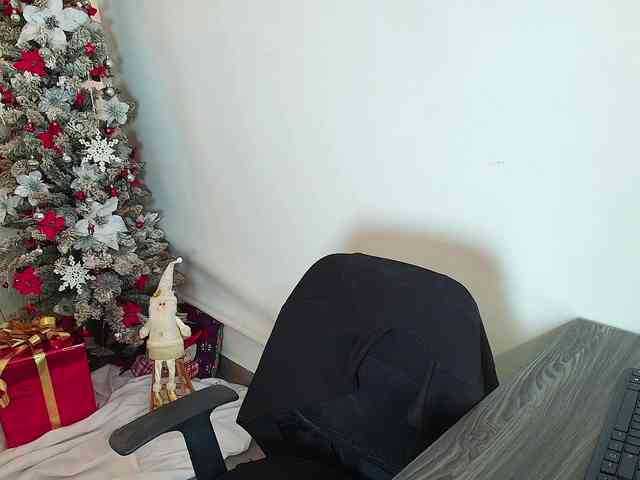 Victoria-Collins Victoria-Collins