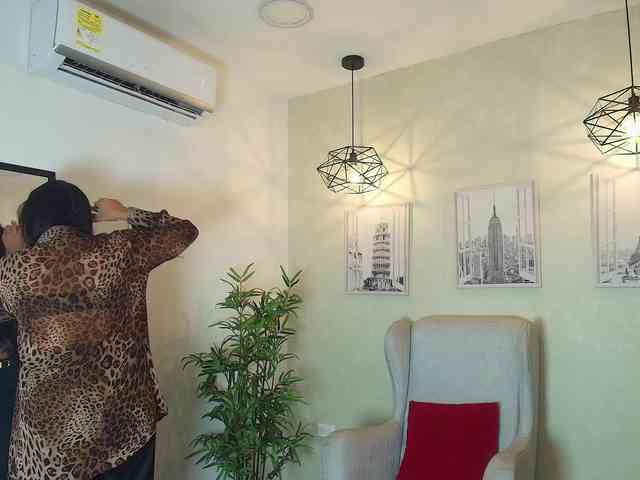 Victoria-Collins webcam