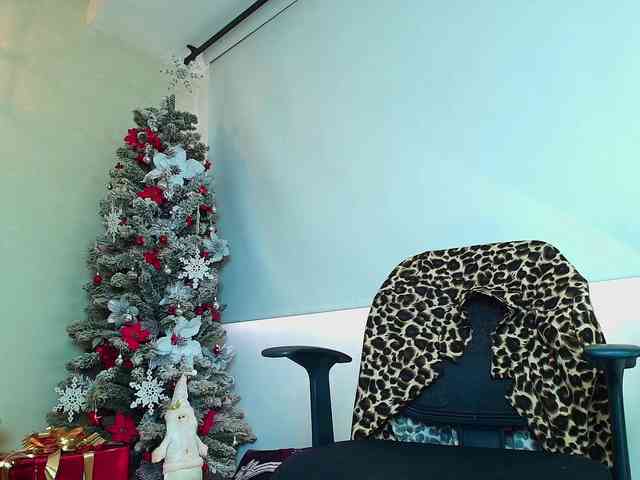 Victoria-Collins Victoria-Collins