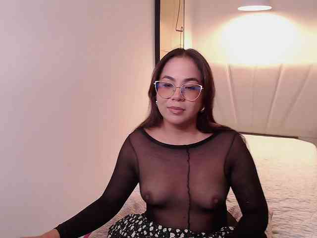 Victoria-Collins Victoria-Collins