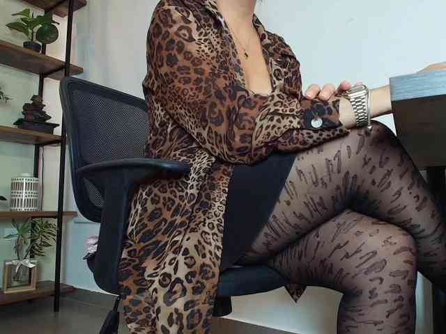 Victoria-Collins Victoria-Collins