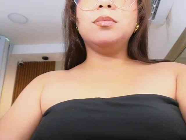 Victoria-Collins Victoria-Collins