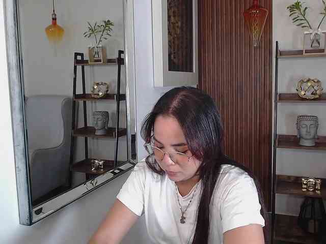 Victoria-Collins Victoria-Collins