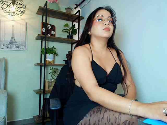 Victoria-Collins Victoria-Collins