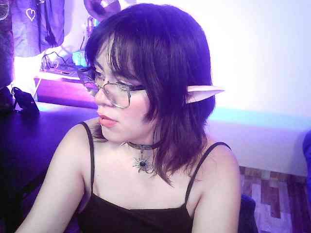 nude live sex NinaMon