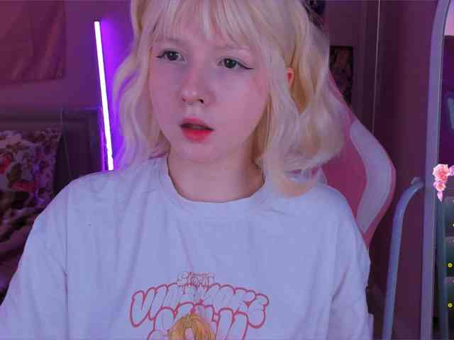 Earthlyalien webcam