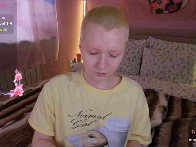 Earthlyalien webcam