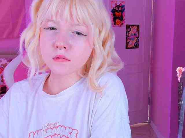 Earthlyalien webcam