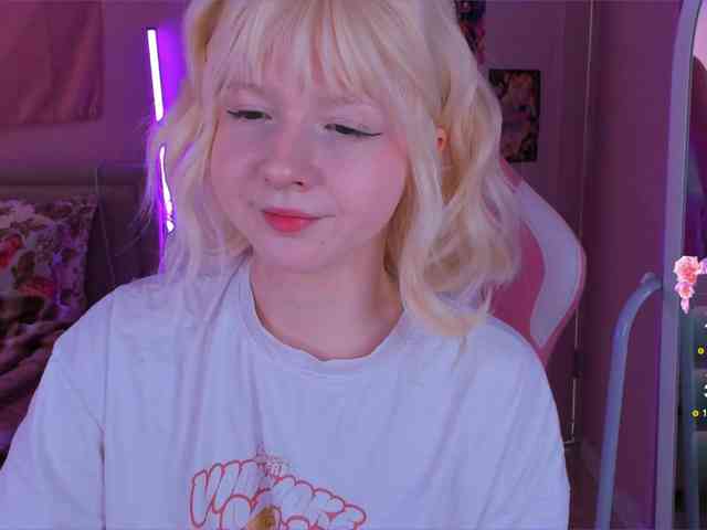 Earthlyalien webcam