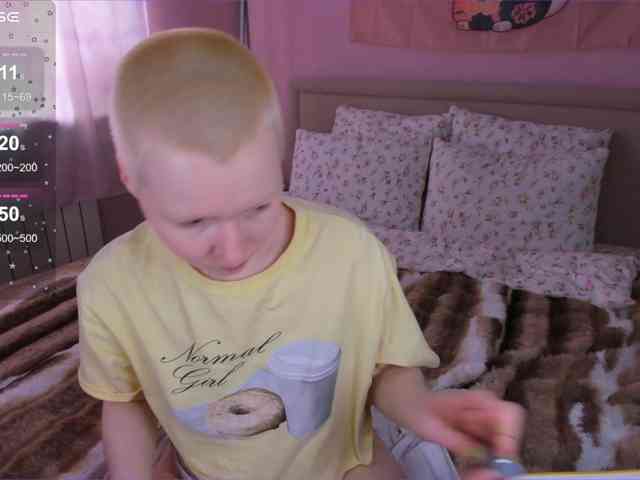 Earthlyalien webcam
