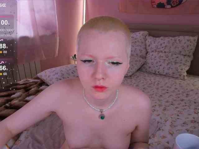live nude webcam Earthlyalien